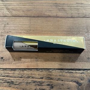 Anastasia Beverly Hills Dipbrow gel in shade Blonde